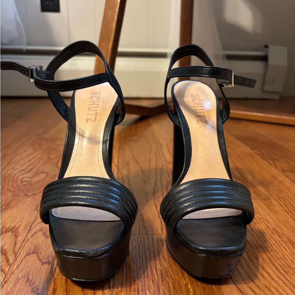 SCHUTZ Black Heels with Open Toe and Thick Platform